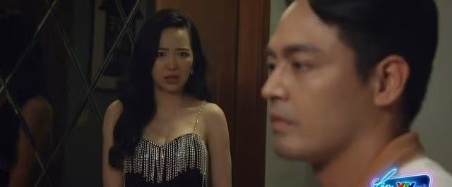 Hoi my nhan VFC vao vai “sang ngoan hien, toi di bar” gay an tuong-Hinh-6