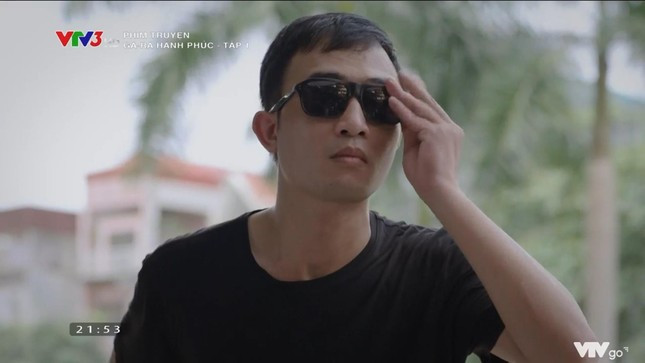 Chi 40 giay xuat hien o 'Ga-ra hanh phuc', Doan Quoc Dam gay cuoi nghieng nga-Hinh-2