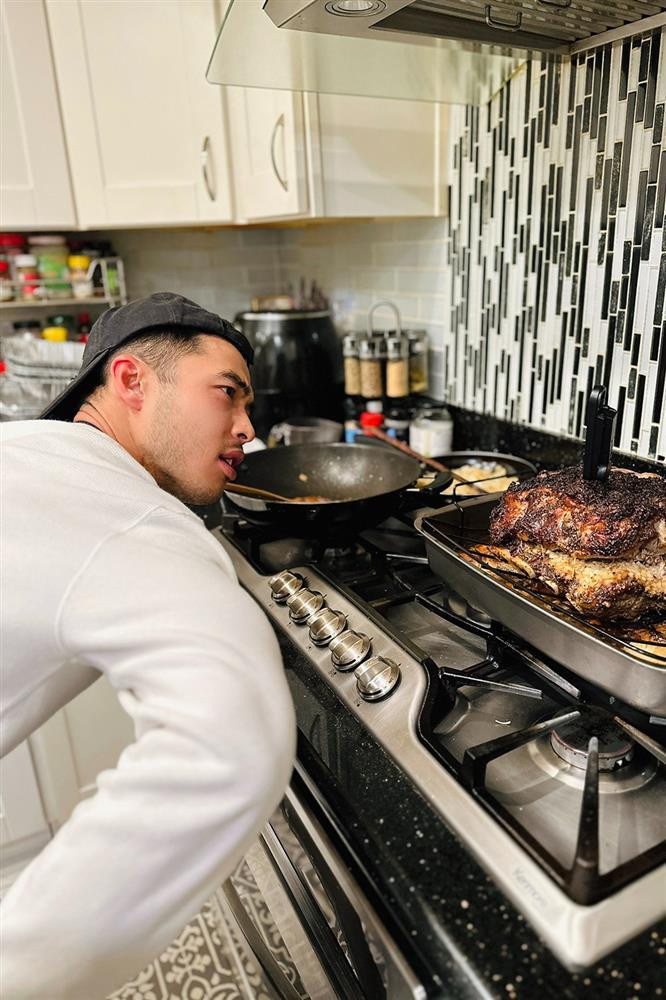 Lo dien gia dinh Jennifer Pham, ngoai hinh 'dep deu'-Hinh-6