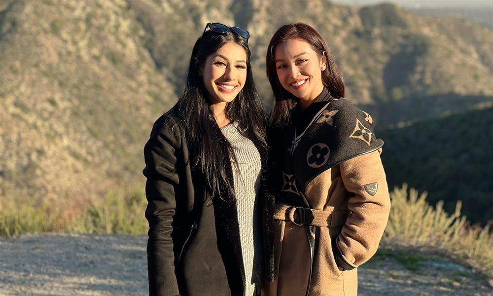 Lo dien gia dinh Jennifer Pham, ngoai hinh 'dep deu'-Hinh-2