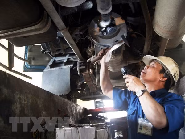 Ha Noi yeu cau chan chinh hoat dong kiem dinh xe co gioi