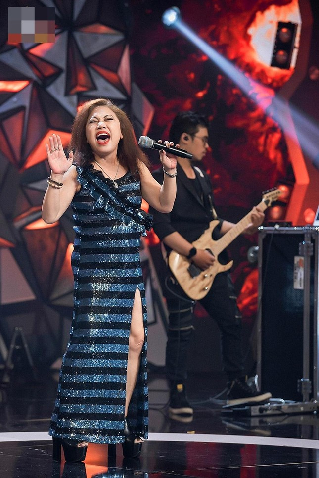 Bien co thinh linh ap den, su nghiep sao Viet tut doc khong phanh-Hinh-9