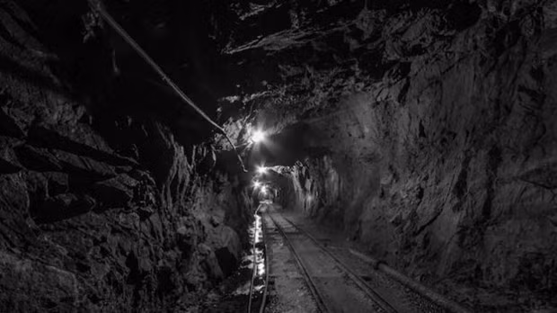 Trung Quoc: Sap mo vang lam 18 nguoi bi mac ket tai Tan Cuong