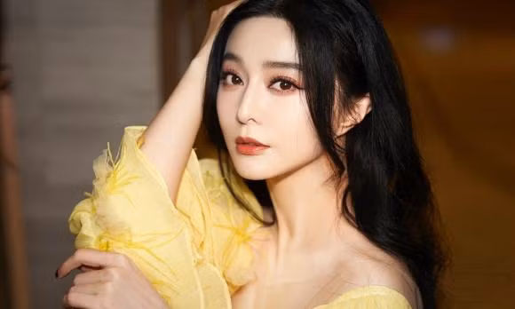 Pham Bang Bang chuyen huong tai xuat showbiz tai Hong Kong