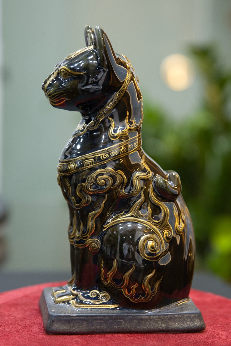 Ky linh Quy Mao 2023 ve vang co gia 3,5 trieu dong/san pham-Hinh-4