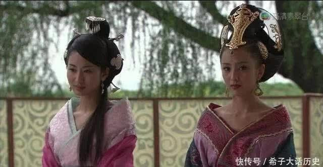 My nu nao bi bo roi tu nho, 29 tuoi lam hoang hau?-Hinh-7