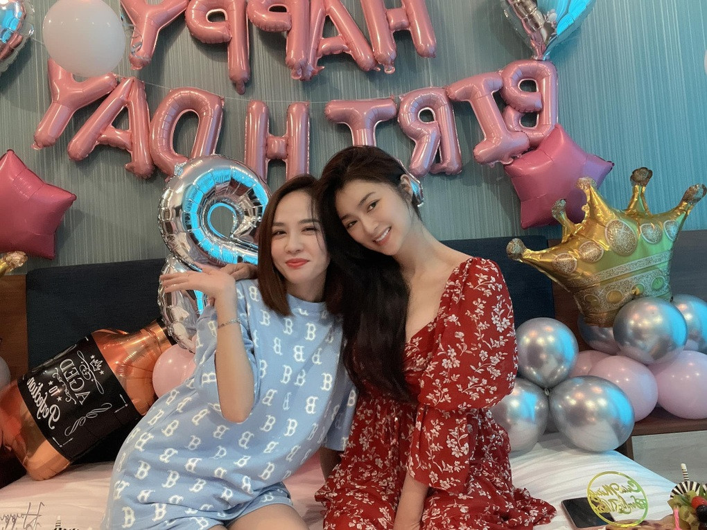 Thanh Trúc khá kín tiếng chuyện đời tư. Nữ diễn viên từng có thời gian hẹn hò với Khương Ngọc và chia tay vào năm 2015. Về sau, người đẹp ít khi chia sẻ về chuyện tình cảm trước công chúng (Ảnh: Facebook nhân vật).