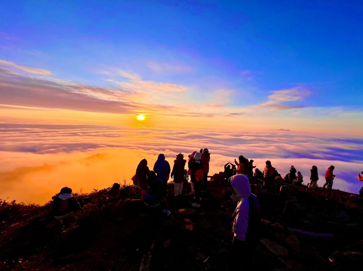 Du lich leo nui Bat Xat - Noi danh cho du khach chinh phuc mua xuan-Hinh-5