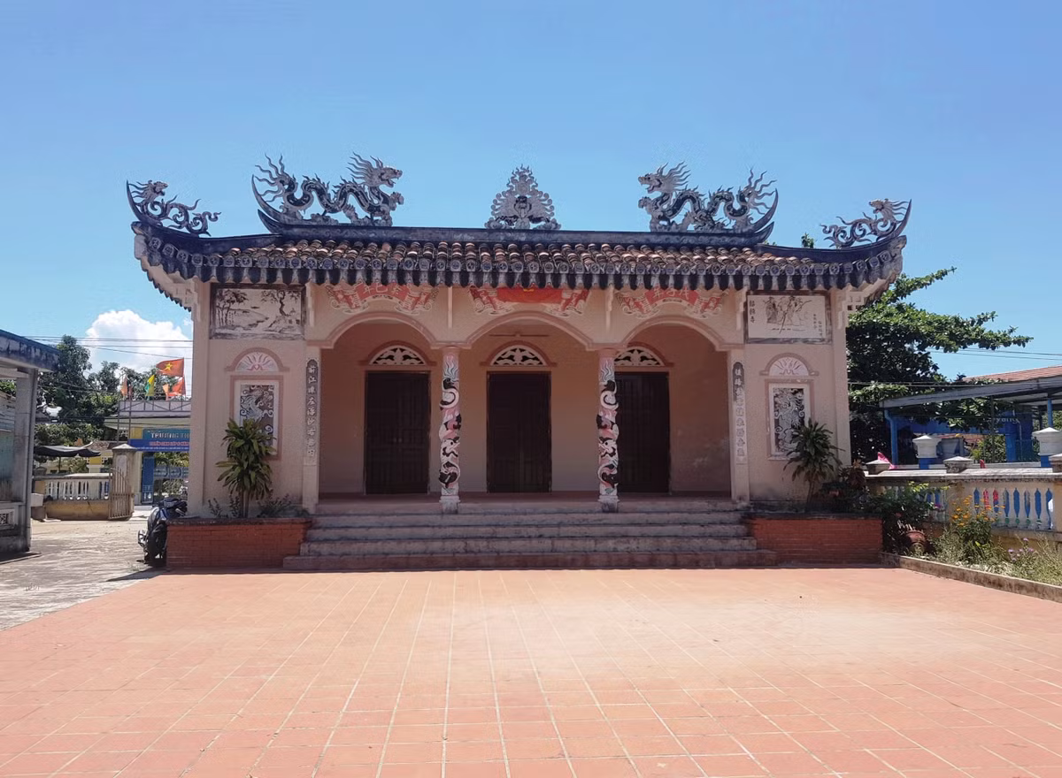 Kham pha ve dep hoang so, binh di bai Say song Dam Quang Nam