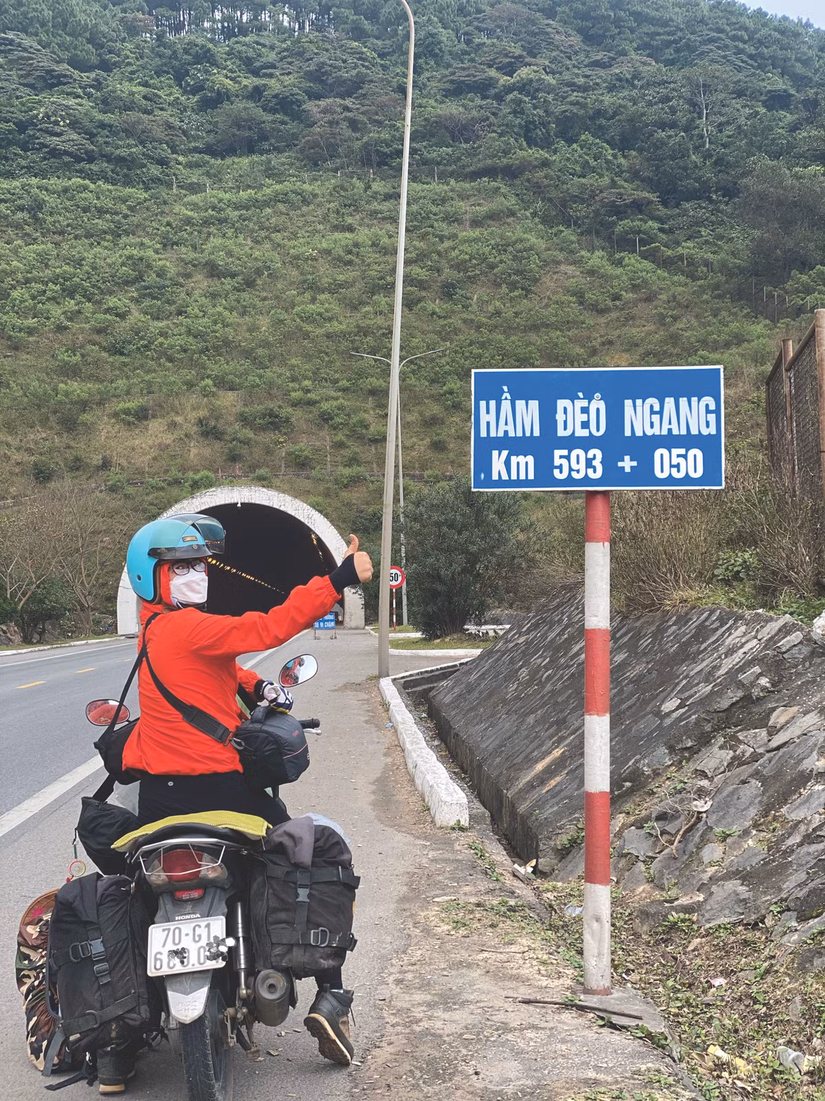 Dam me chinh phuc cac dinh nui cao cua co gai Tay Ninh-Hinh-8