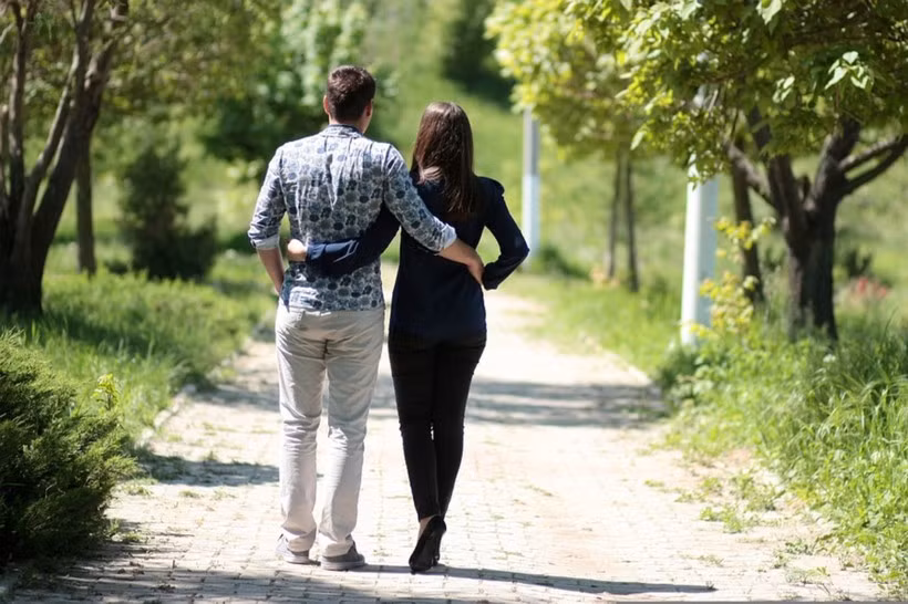 Hanh dong chung to anh ay het long yeu ban