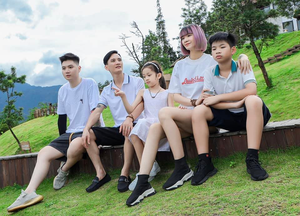 Sieu mau Viet ket hon hon 20 nam van yeu chong say dam-Hinh-3