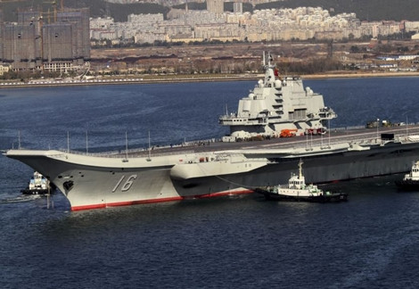 Tàu sân bay Liêu Ninh của Hải quân Trung Quốc.