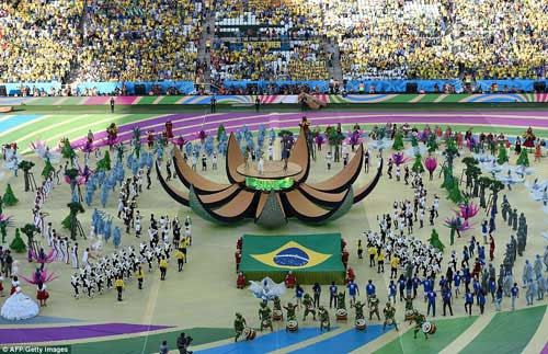 Lễ khai mạc World Cup 2014 rực rỡ sắc màu ở Brazil ngày 12/6.