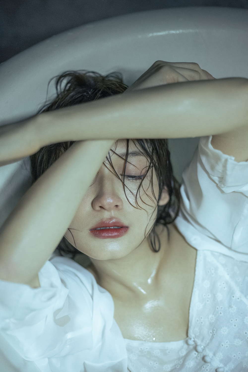 Mot lan ngoai tinh, ca doi day dut-Hinh-2