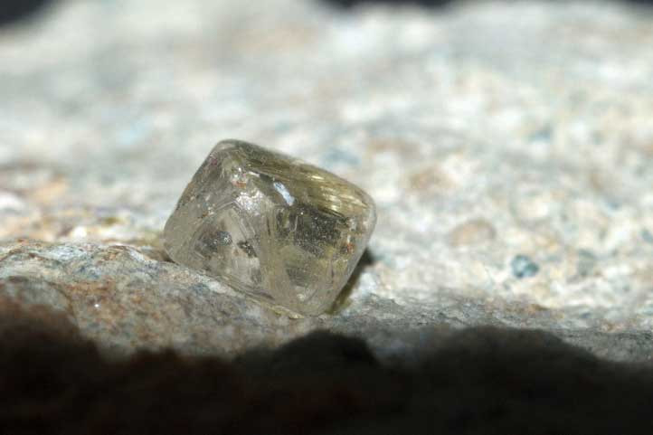 Vien kim cuong duoc tim thay o Nga co nien dai 3,6 ty nam