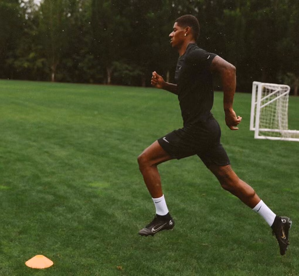 Dan sao MU lam gi trong he nay?-Hinh-4