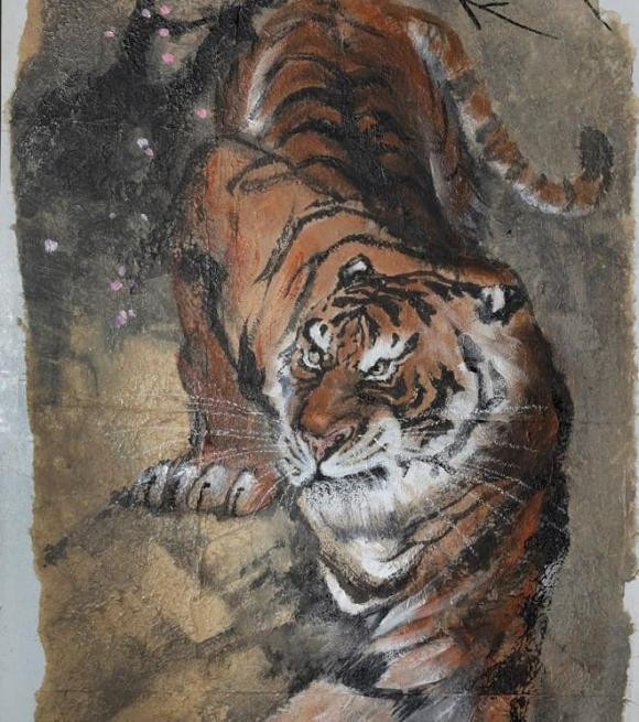 Tuổi Dần. Những người cầm tinh con Hổ nhanh nhẹn có có IQ cao từ khi vừa chào đời, lớn lên lại thêm nỗ lực phấn đầu không ngừng nên thường dễ thành công. Dù làm nghề gì thì Dần cũng dễ thích nghi và khẳng định được chỗ đứng của mình.