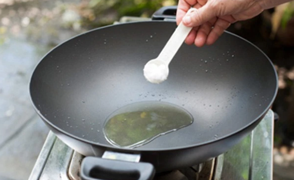 Ướp cá với thứ này, rán kiểu gì cũng vàng giòn - Hình 3 Uop ca voi thu nay, ran kieu gi cung vang gion-Hinh-3