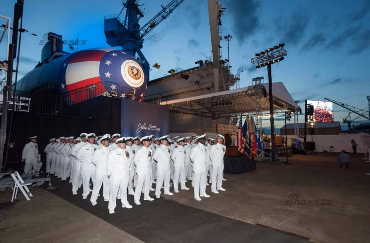 Buổi lễ sắp bắt đầu.