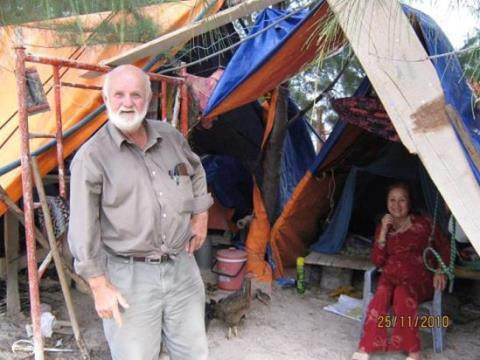 Ông bà Kurt, vẫn kiên trì định cư tại Chí Công.