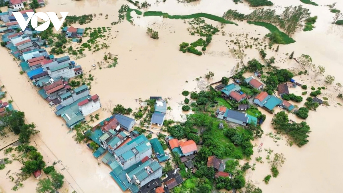 Chiều ngày 8/9, nhiều nơi trên địa bàn huyện Sơn Động bị chia cắt do nước lũ dâng cao.