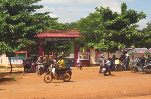 Trường tiểu học Thiện Hưng A, nơi phóng viên Hồng Điệp đến để xác minh đơn thư tố cáo.