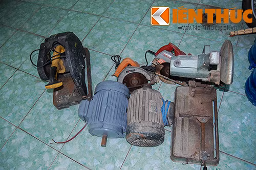 Một số tang vật của các vụ trộm được công an thu giữ.