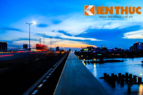 Cầu Sài Gòn 2, nơi nam sinh viên nhảy xuống sông rồi mất tích. Cầu Sài Gòn 2, nơi nam sinh viên nhảy xuống sông rồi mất tích.