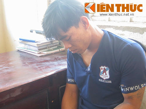 Đối tượng Hiếu tại cơ quan công an. Đối tượng Hiếu tại cơ quan công an.