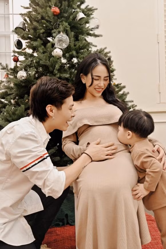 Bung bau 'vuot mat' nhung con gai Minh Nhua van chup hang chuc bo hinh-Hinh-8