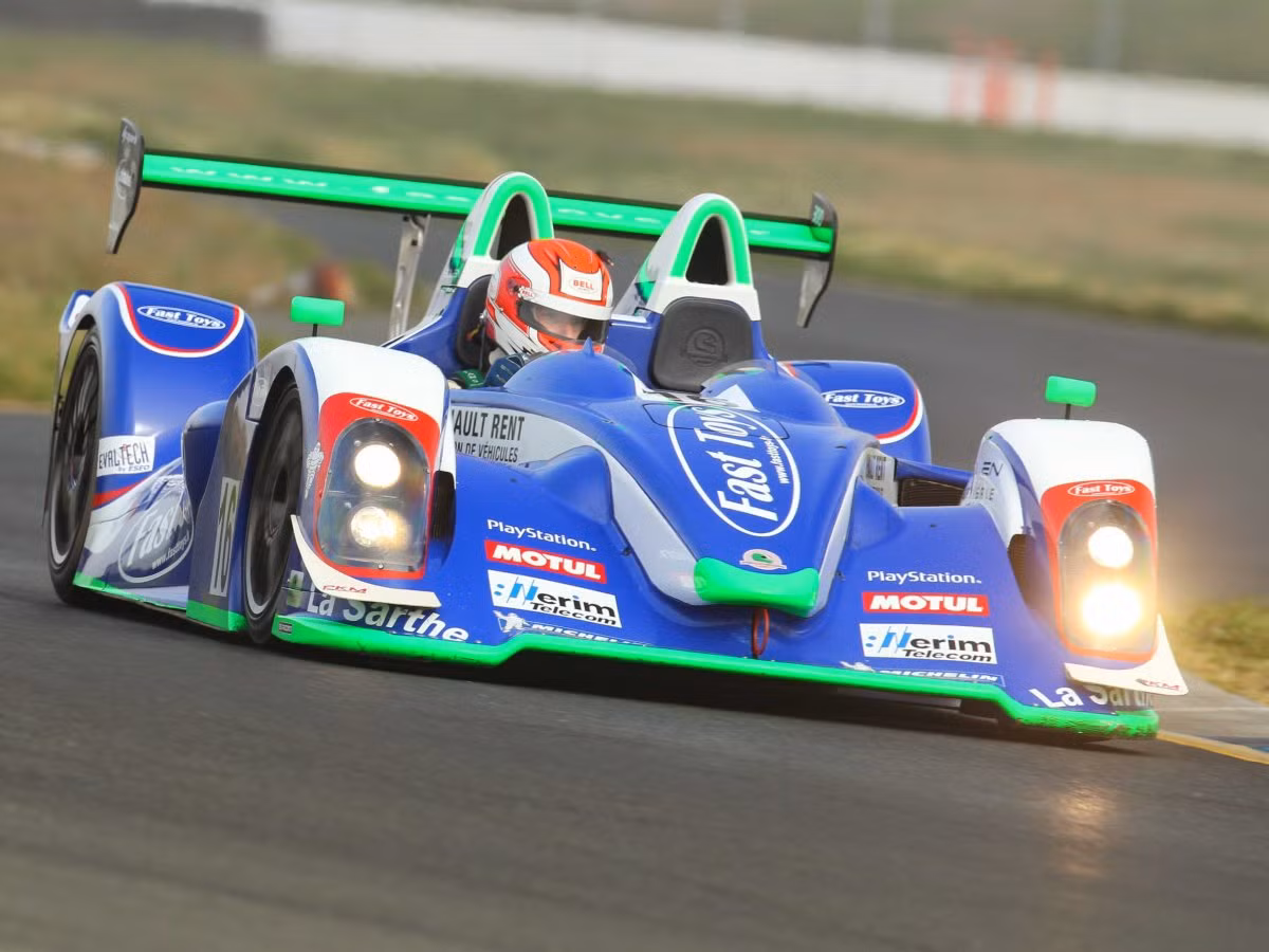 Xe đua Pescarolo 02 LeMans.