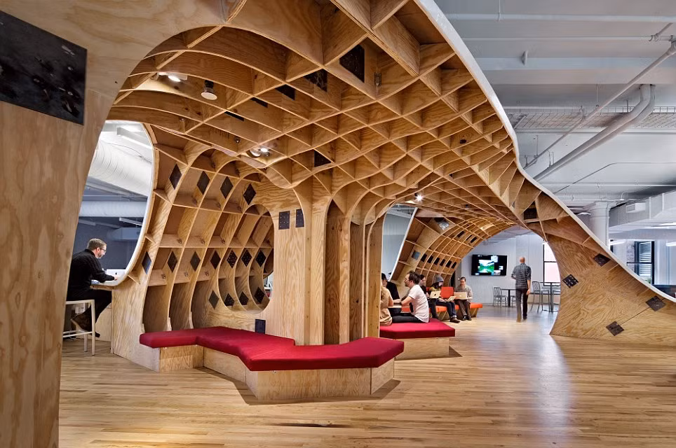 Trụ sở làm việc với phong cách chủ đạo là gỗ của công ty kiến trúc Barbarian ở New York.