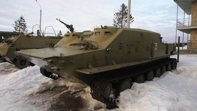 Lý do Nga “tái ngũ” loạt thiết giáp BTR-50 tuổi đời 70 năm Ly do Nga “tai ngu” loat thiet giap BTR-50 tuoi doi 70 nam