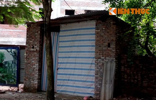 Gia đình ông Mão xây dựng lấn chiếm.