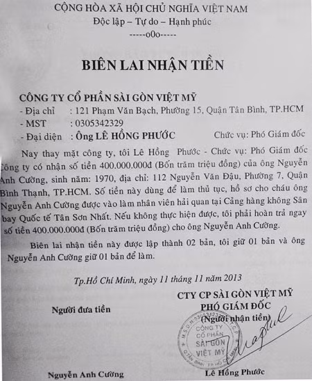 Giấy xác nhận nhận tiền vào sân bay làm việc của Công ty Cổ phần Sài Gòn Việt Mỹ. Ảnh: QUỲNH ANH