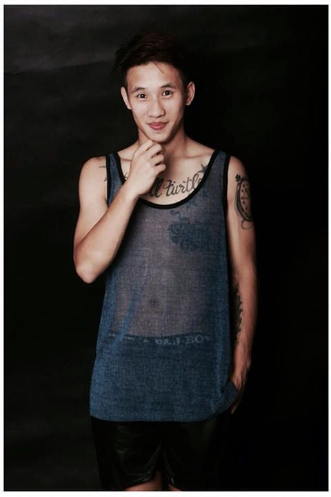 Theo tìm hiểu, nhân vật mà cô gái nhắc đến là Hoàng Kỳ Anh, nghệ danh Small Turtle, là một dancer, b-boy của nhóm SINE, một nhóm nhảy hàng đầu Việt Nam hiện nay.