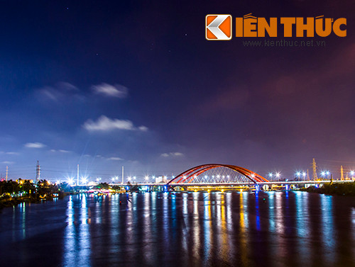 Cầu Bình Lợi mới, nơi ông chị Liên gieo mình tự tử và được ông Ba Chúc cứu sống.