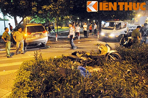 Hiện trường vụ ô tô 7 chỗ gây tai nạn khiến 4 người thương vong.