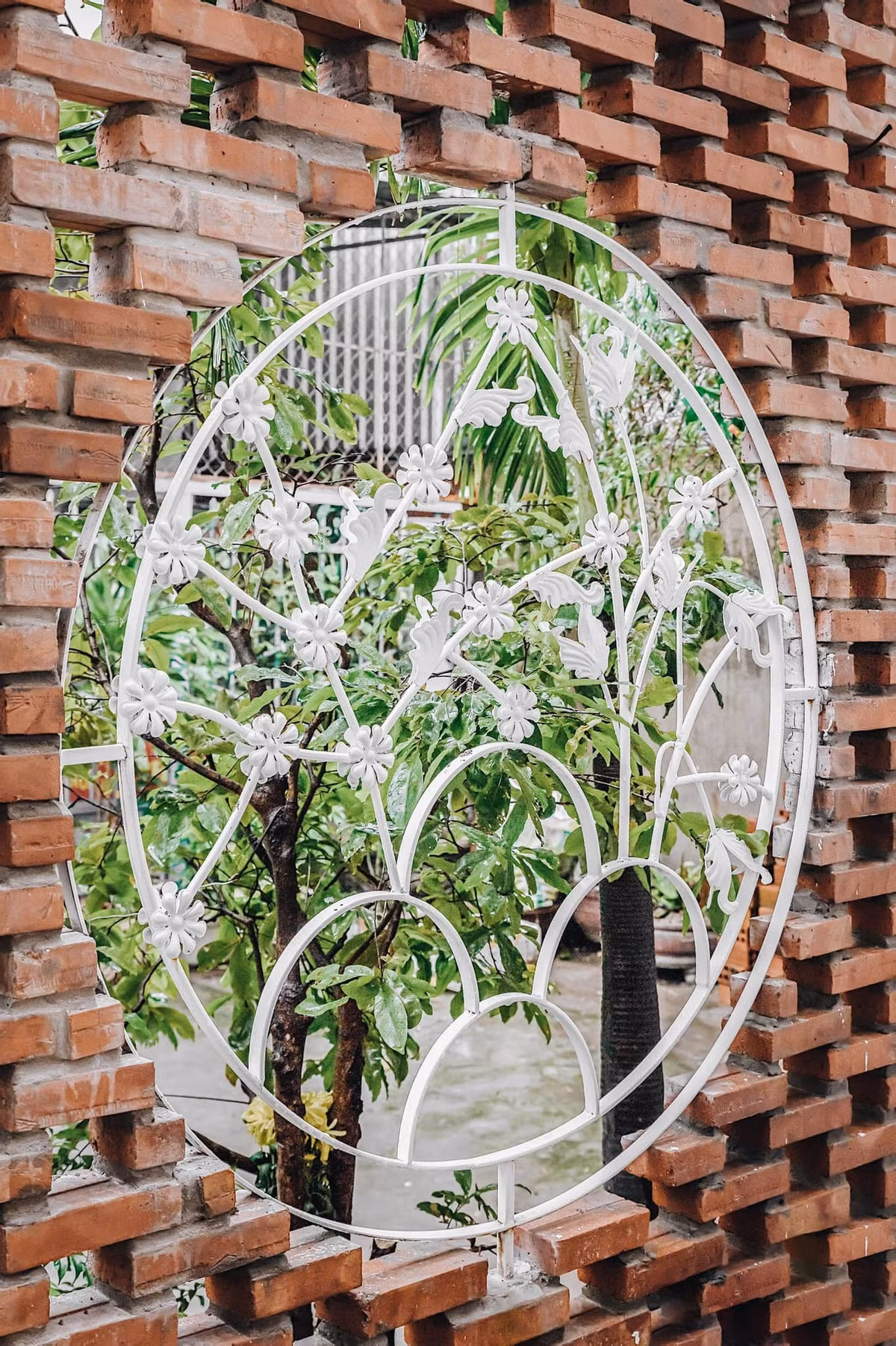 Nguoc xuoi 10 nam o TP HCM, con trai ve que xay nha bao hieu cha me-Hinh-20