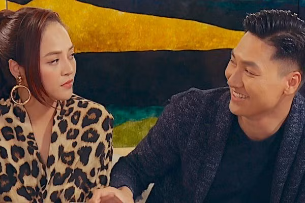 Thu Quynh khoe duong cong giau kin tren phim 