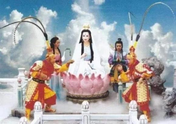 Tai sao Ton Ngo Khong lai tim Bo Tat de nho phan biet My Hau Vuong that gia?-Hinh-2