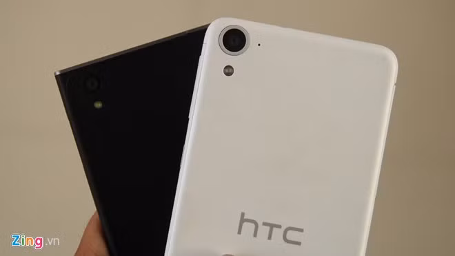 Camera trên Obi SF1 lần lượt là 13 và 5 MP cho camera trước. HTC Desire 826 có độ phân giải13 MP cho cả hai phiên bản.