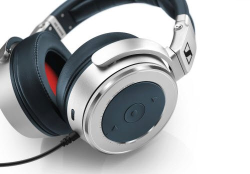 Hãng sản xuất khẳng định, chiếc tai nghe này đem lại chất âm cân bằng, không bị ảnh hưởng bởi thế giới bên ngoài dù đang di chuyển hay ở nhà.