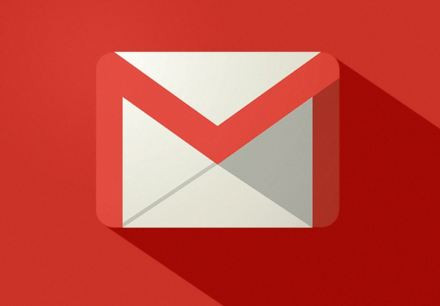  7. Gmail (Google). Số người sử dụng thường xuyên: 75.105.000 người. Mức tăng trưởng: 4%. Ứng dụng Gmail vẫn là dịch vụ email được sử dụng phổ biến nhất với hơn 900 triệu người dùng dù đã ra mắt từ năm 2004. Trong số 900 triệu người dùng của nó có hơn 75 triệu người sử dụng ứng dụng Gmail trên mobile. Hiện nay, dung lượng lưu trữ của nó đã là 15 GB bộ nhớ miễn phí. Nếu sử dụng tài khoản Google tại cơ quan hay trường học thì người dùng có bộ nhớ tối thiểu là 30 GB.