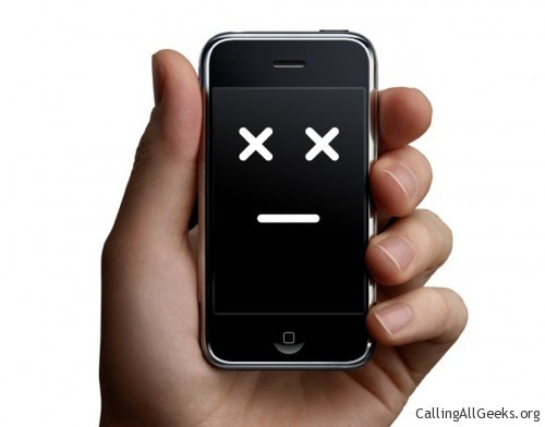  Lừa đăng nhập iCloud, chiếm iPhone Tiếp đó,vào hồi đầu tháng 10, theo một nạn nhân ở TP.HCM, chị và nhiều người dùng iPhone ham rẻ tin vào những quảng cáo bán ứng dụng chụp ảnh "có giá rẻ hơn trên App Store" và đã phải nếm quả đắng khi bị kẻ gian khoá máy, đòi tiền chuộc.