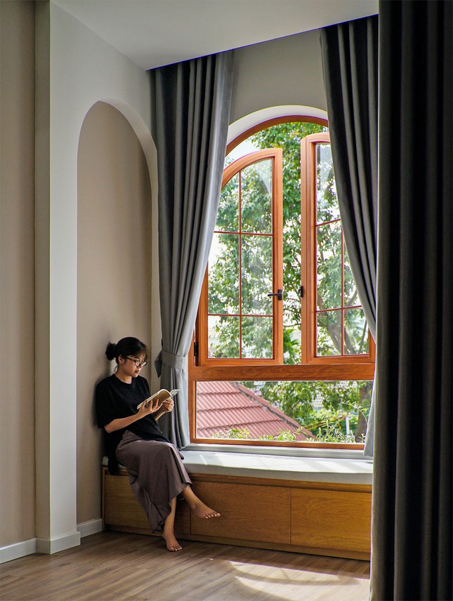 Nha 2 tang thiet ke noi bat giua Kon Tum-Hinh-16