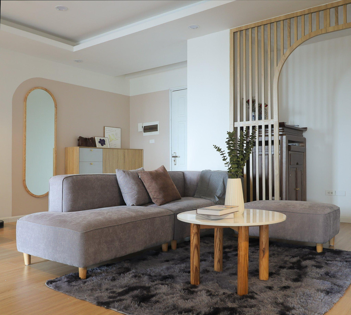 Cảnh sắc mùa thu trong căn hộ xinh xắn, tone màu nhạt của cô gái trẻ - Hình 4 Canh sac mua thu trong can ho xinh xan, tone mau nhat cua co gai tre-Hinh-4