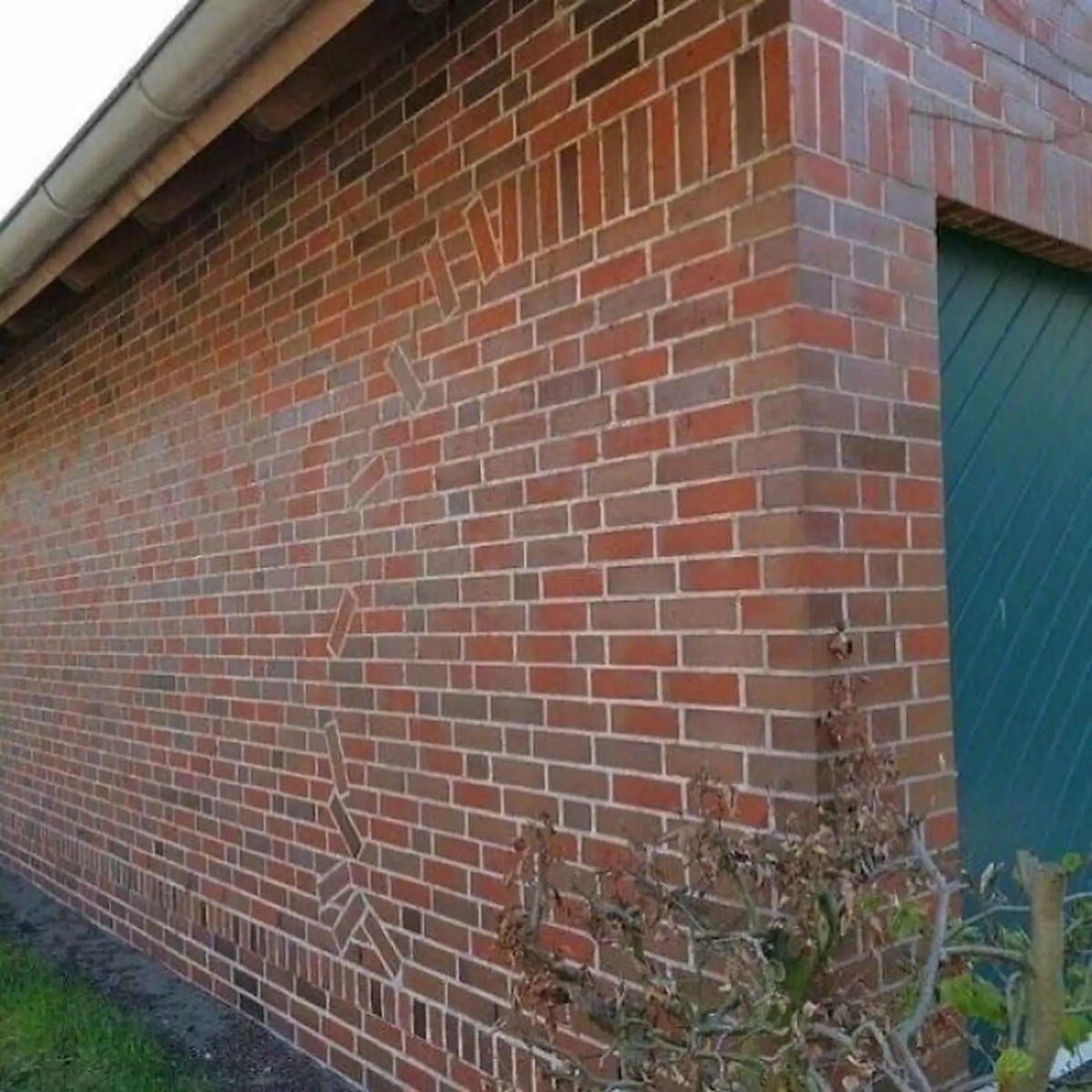 Những thiết kế ‘đi vào lòng đất’ khiến ai thấy cũng phải bối rối ảnh 3