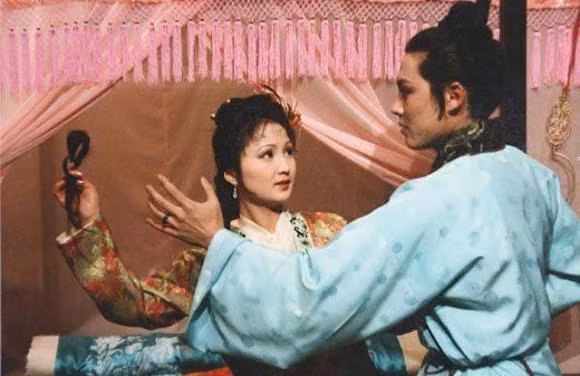 Tai sao trong cac gia dinh quy toc thoi xua, khi vo chong chu nhan ngu, se co nguoi hau ngu ben canh-Hinh-4